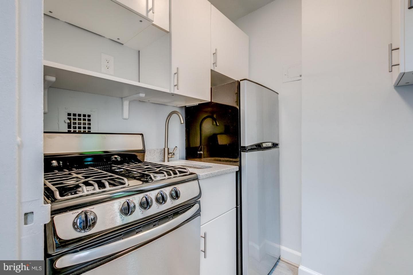 1021 Arlington Boulevard #647 photo 10