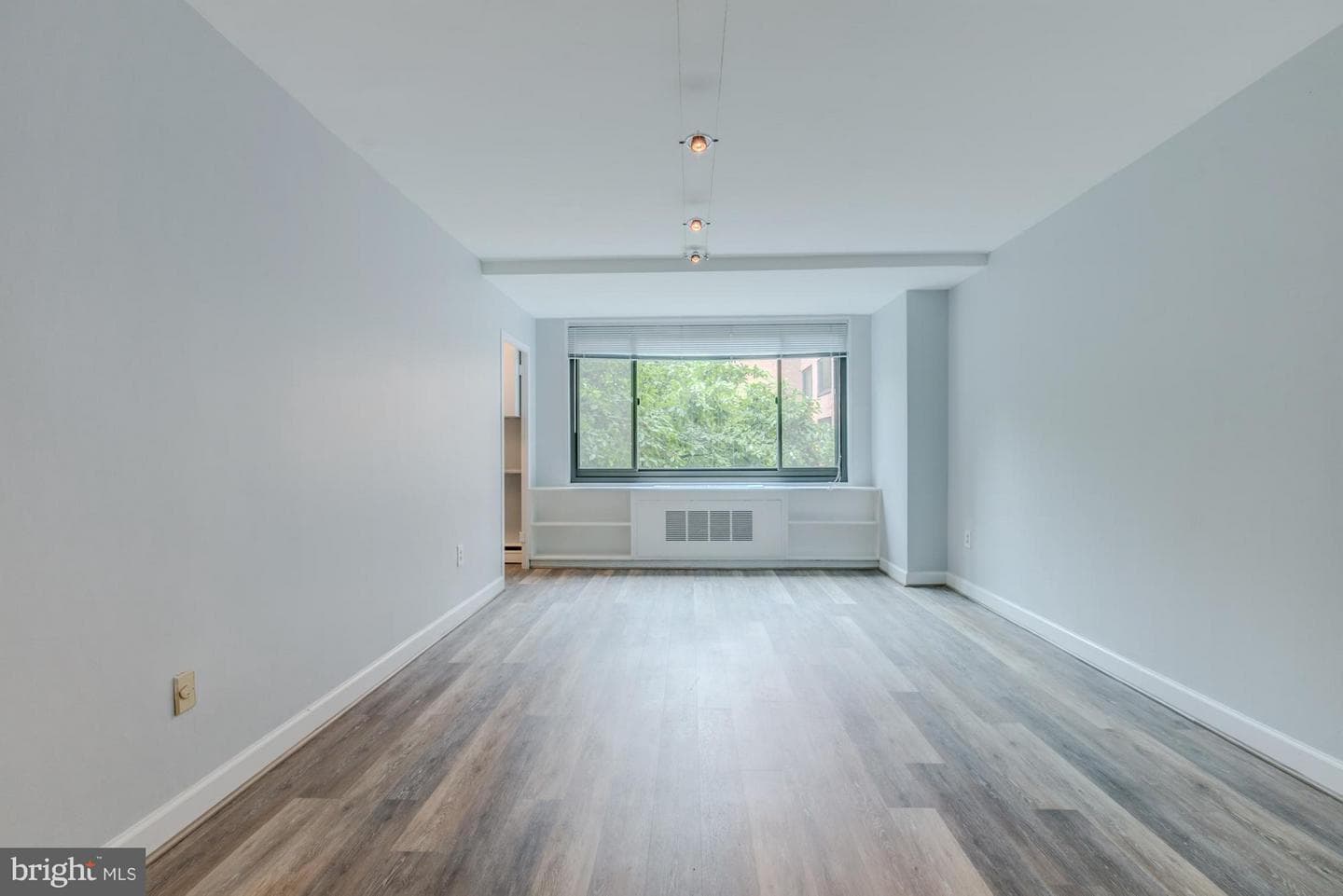 1021 Arlington Boulevard #647 photo 7