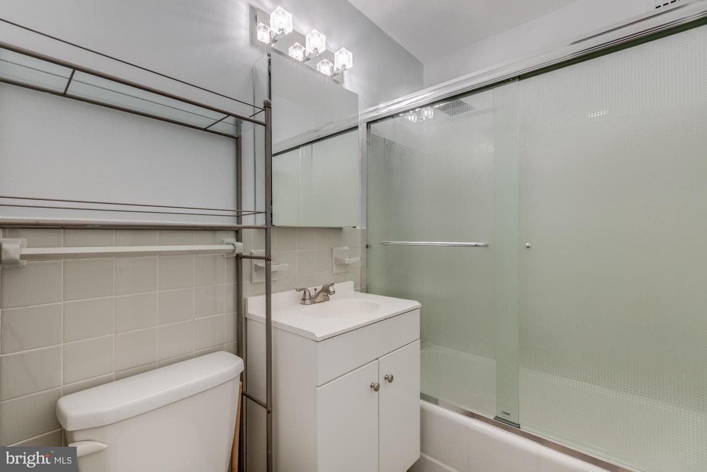 1021 Arlington Boulevard #647 photo 8