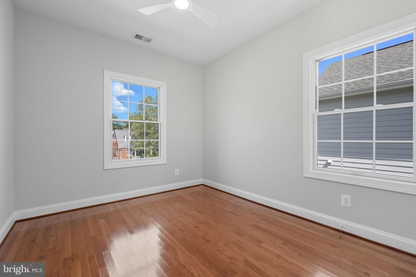 5716 5th Street N photo 25