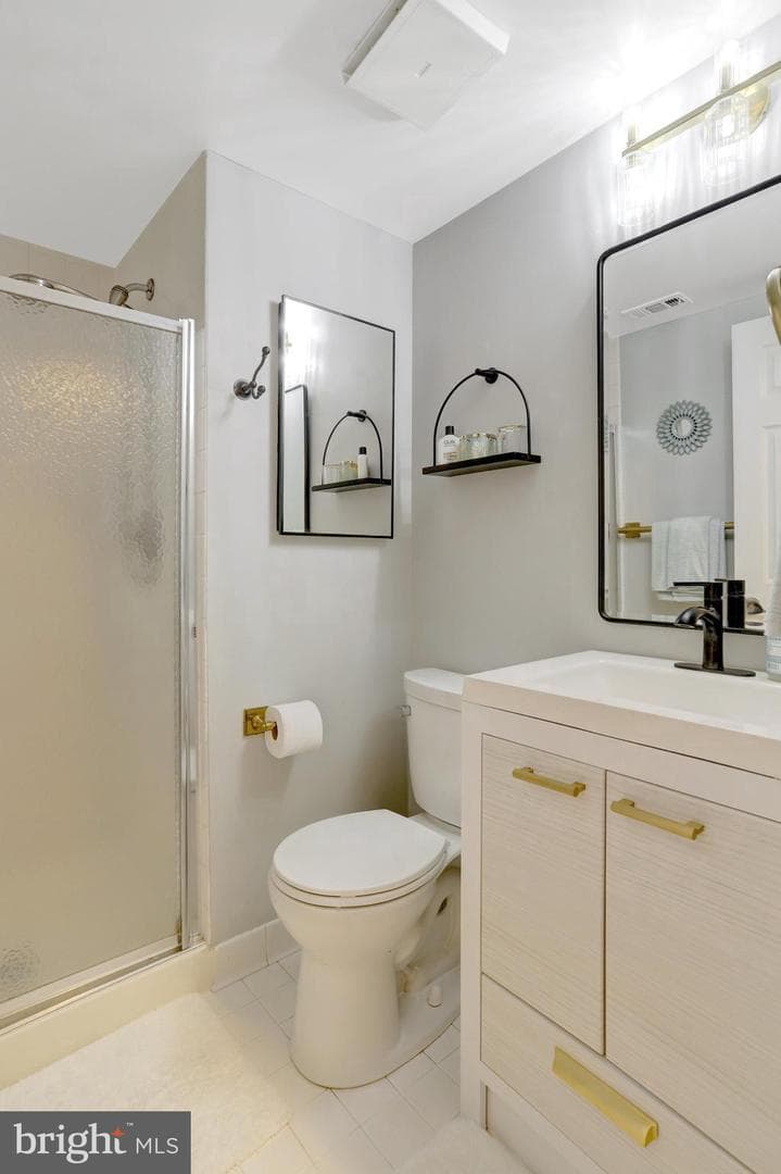 2400 Clarendon Boulevard #105 photo 15