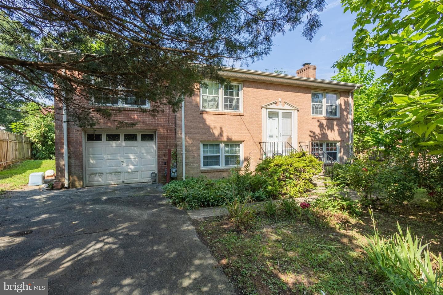 420 N Irving Street photo 1