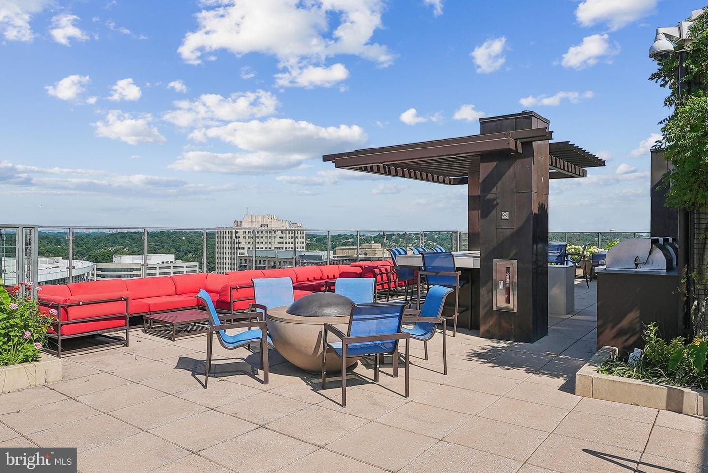 851 N Glebe Road #415 photo 24