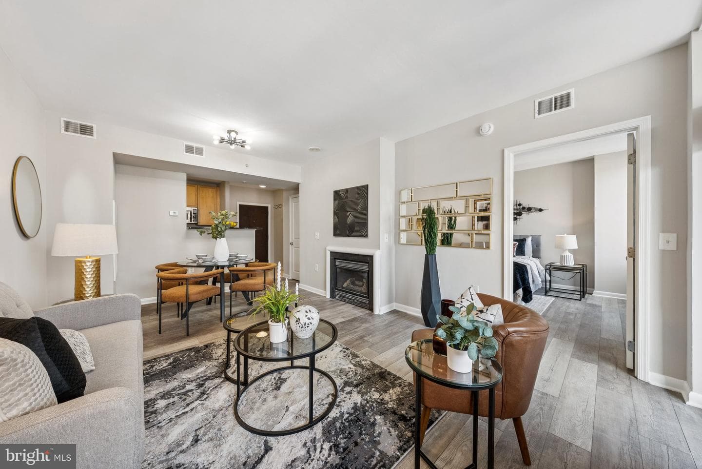 851 N Glebe Road #415 photo 3