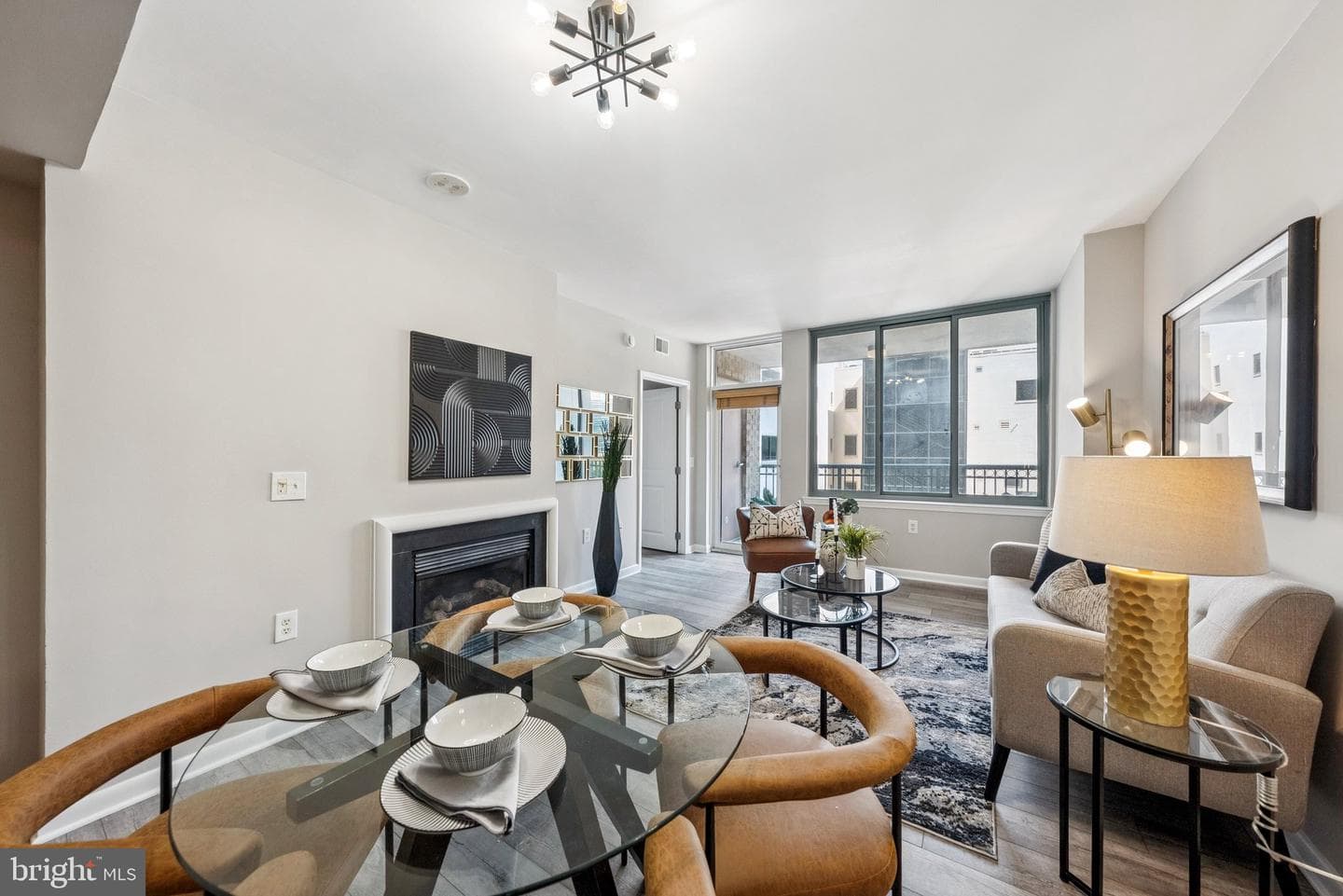 851 N Glebe Road #415 photo 4