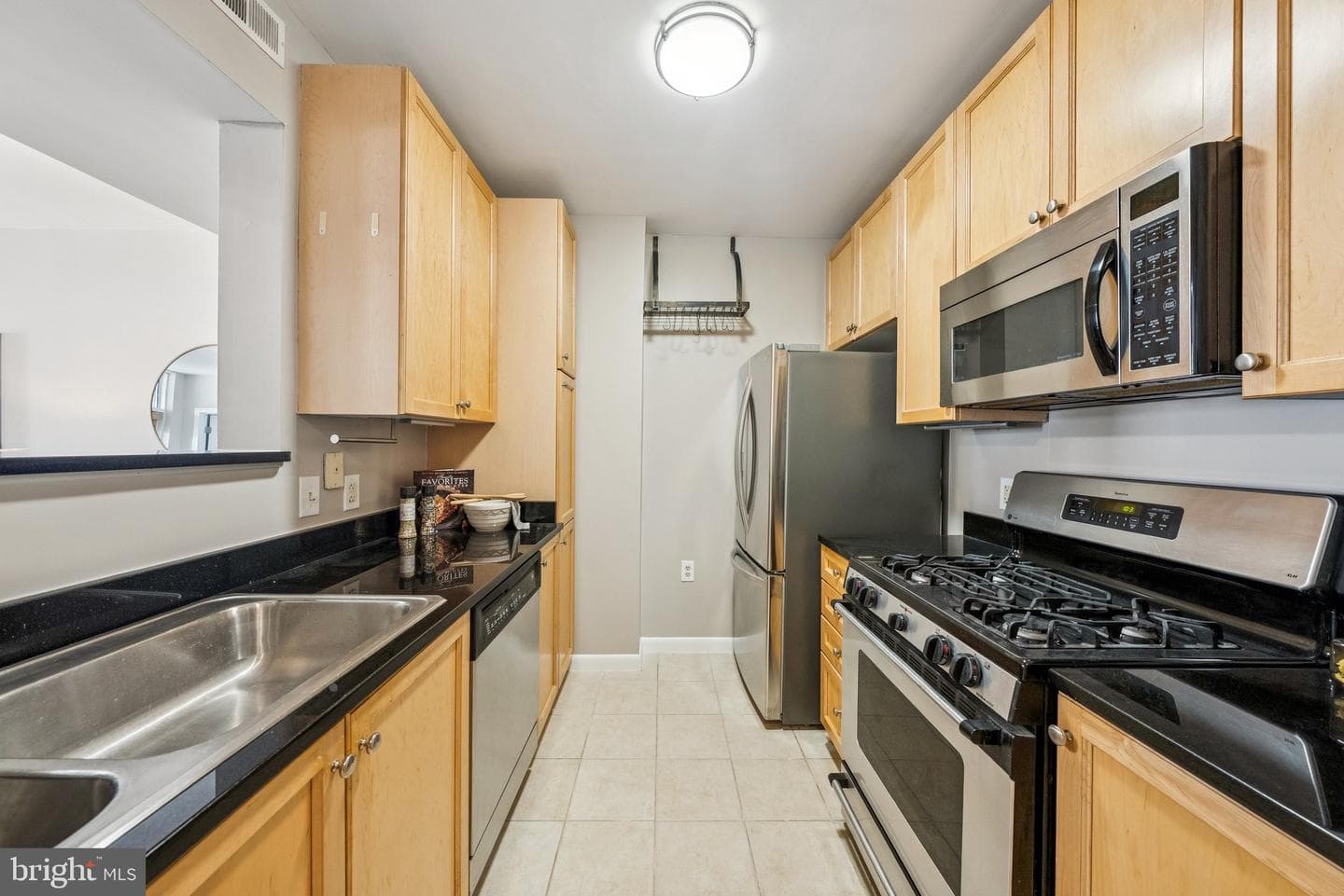 851 N Glebe Road #415 photo 7