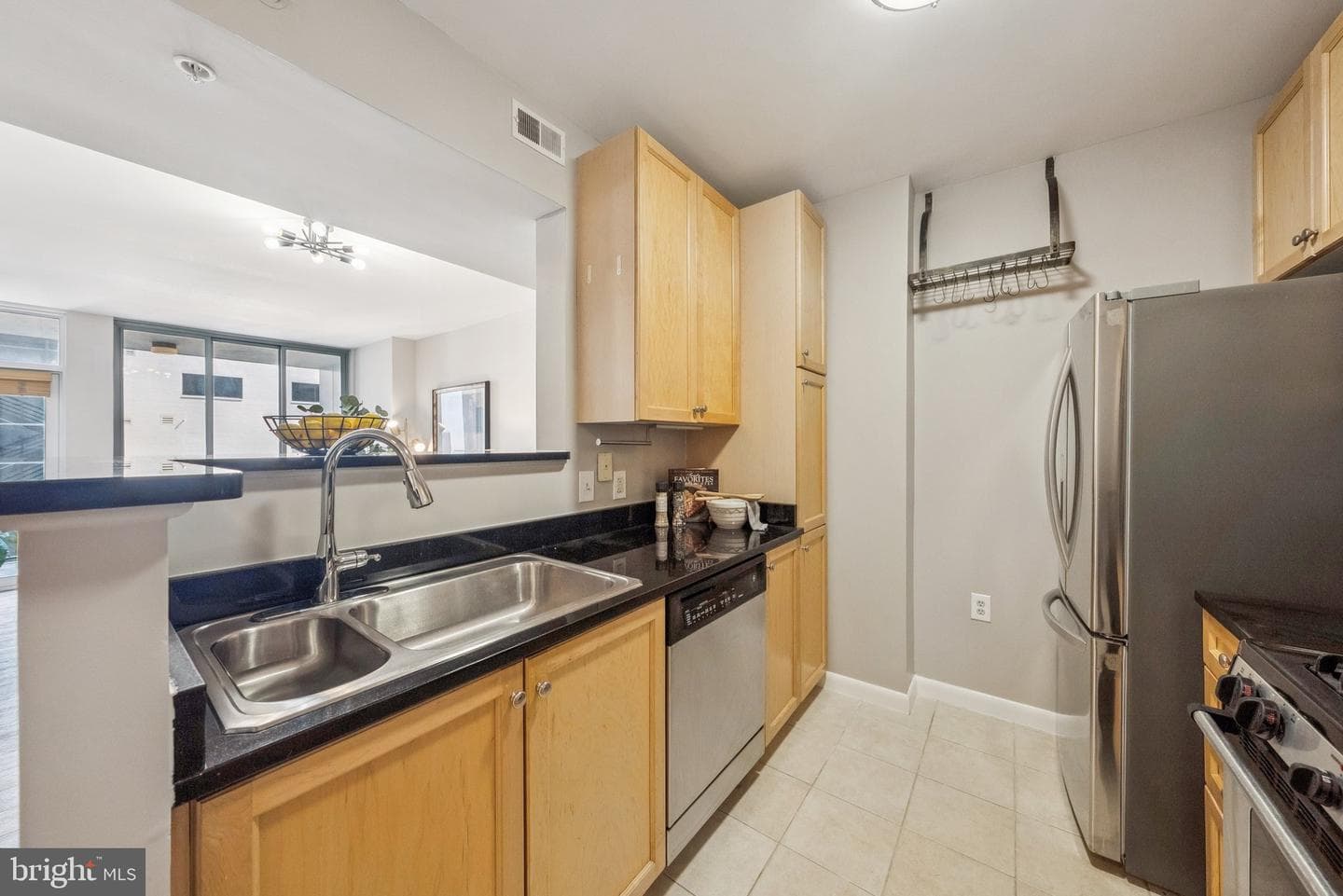 851 N Glebe Road #415 photo 9