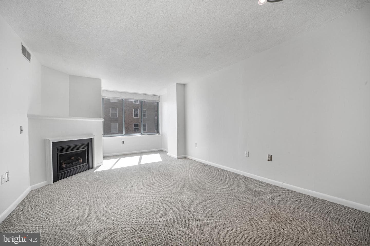851 N Glebe Road #1608 photo 9