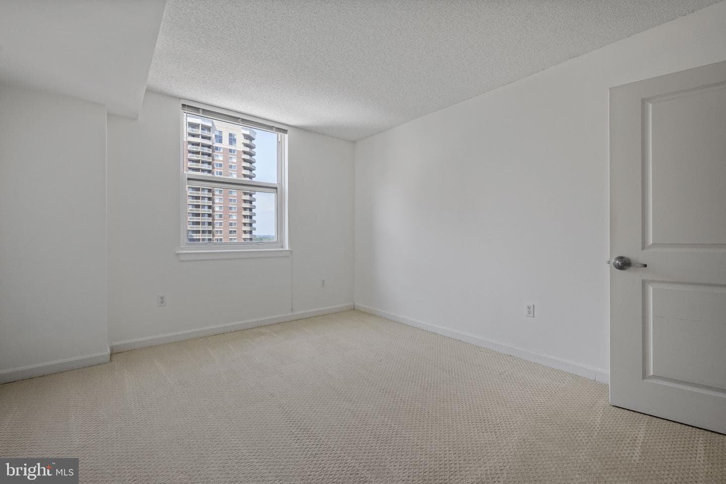 880 N Pollard Street N #923 photo 17