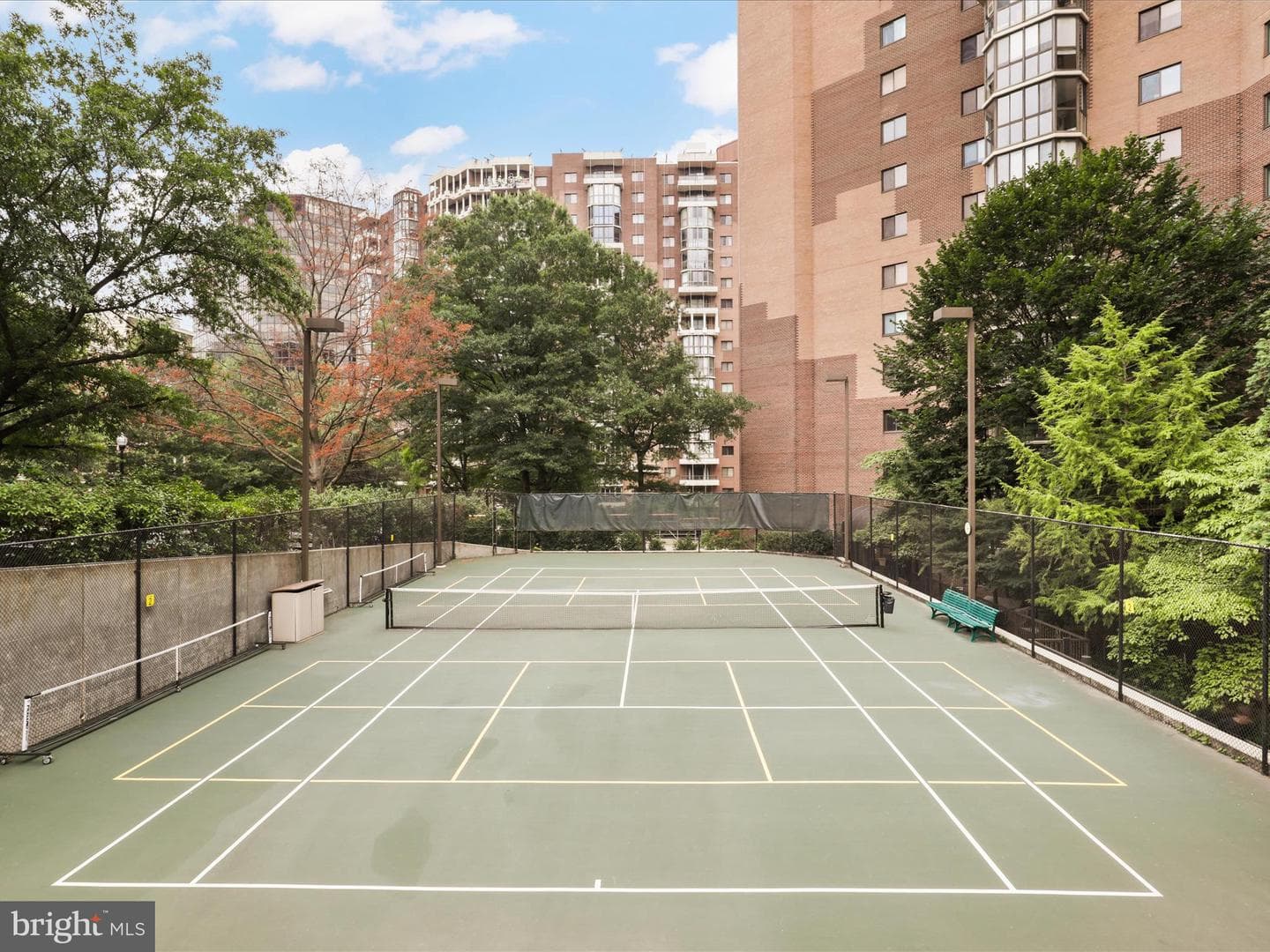 1600 N Oak Street #524 photo 35