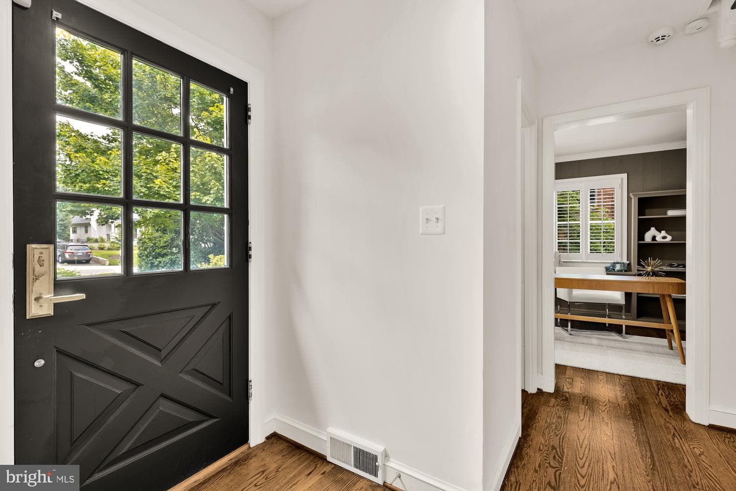 4320 Lorcom Lane photo 30