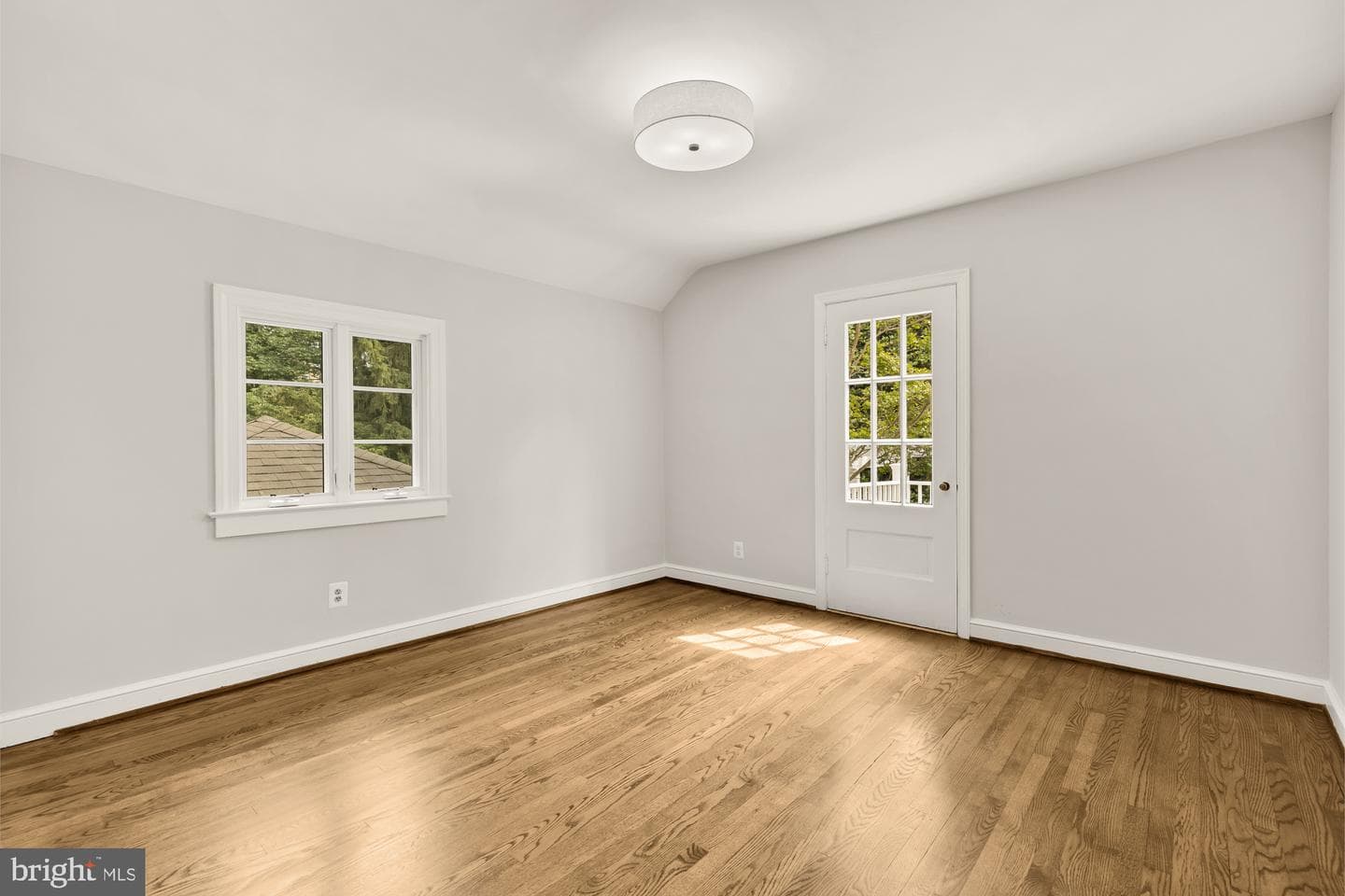 4320 Lorcom Lane photo 41