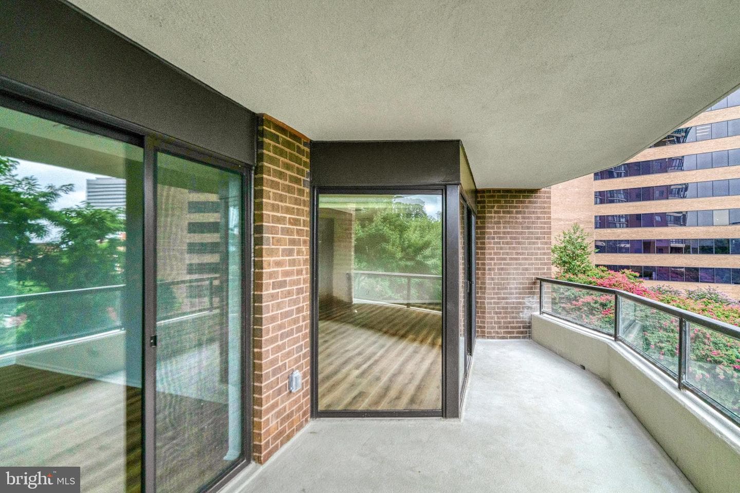 1600 N Oak Street #212 photo 58