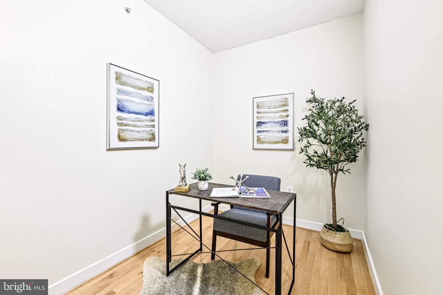 820 N Pollard Street #801 photo 15