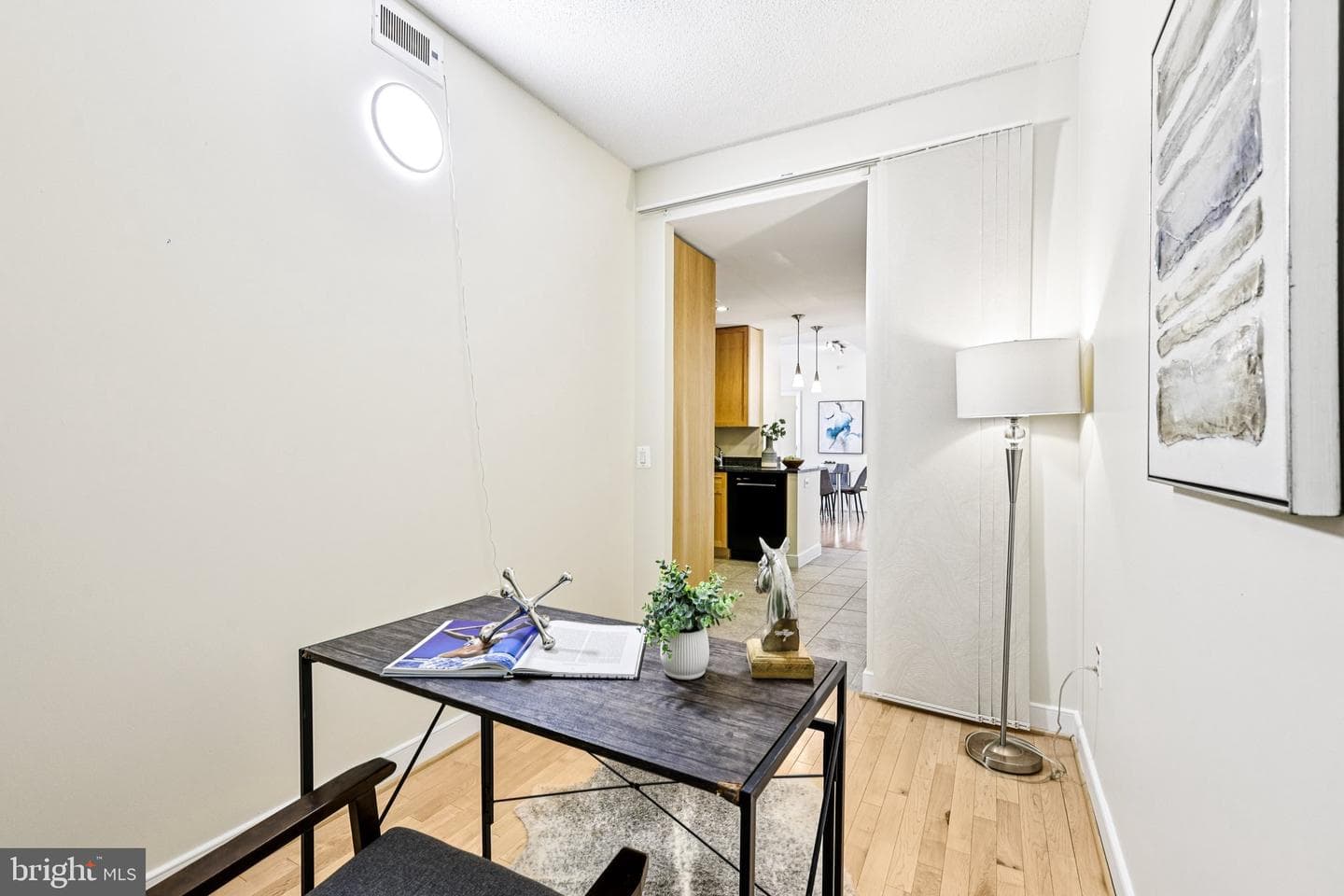 820 N Pollard Street #801 photo 16