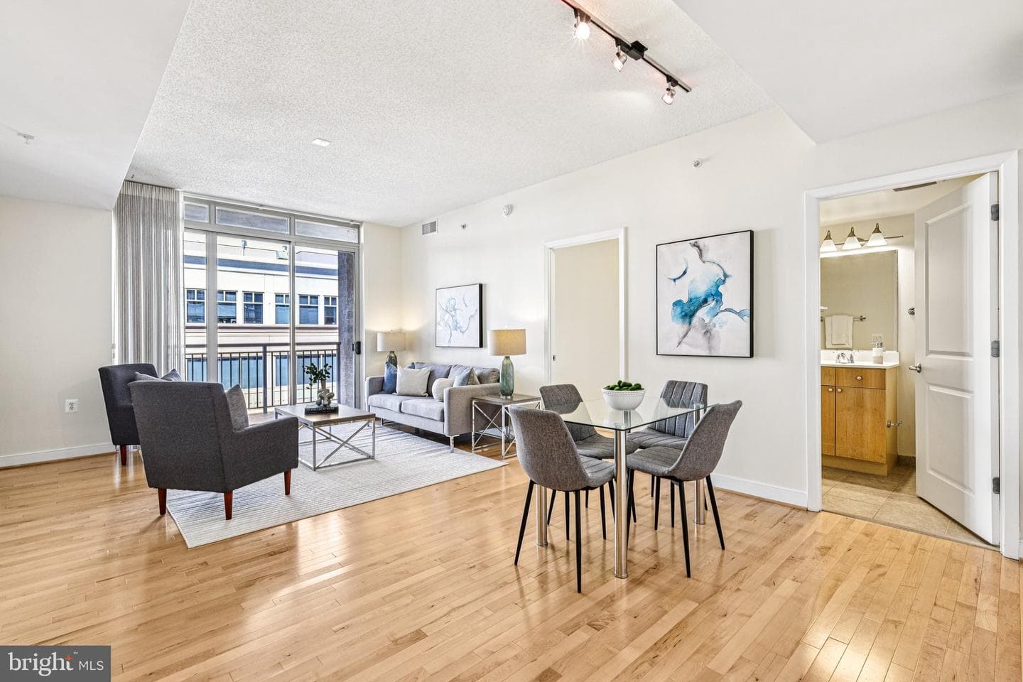 820 N Pollard Street #801 photo 3