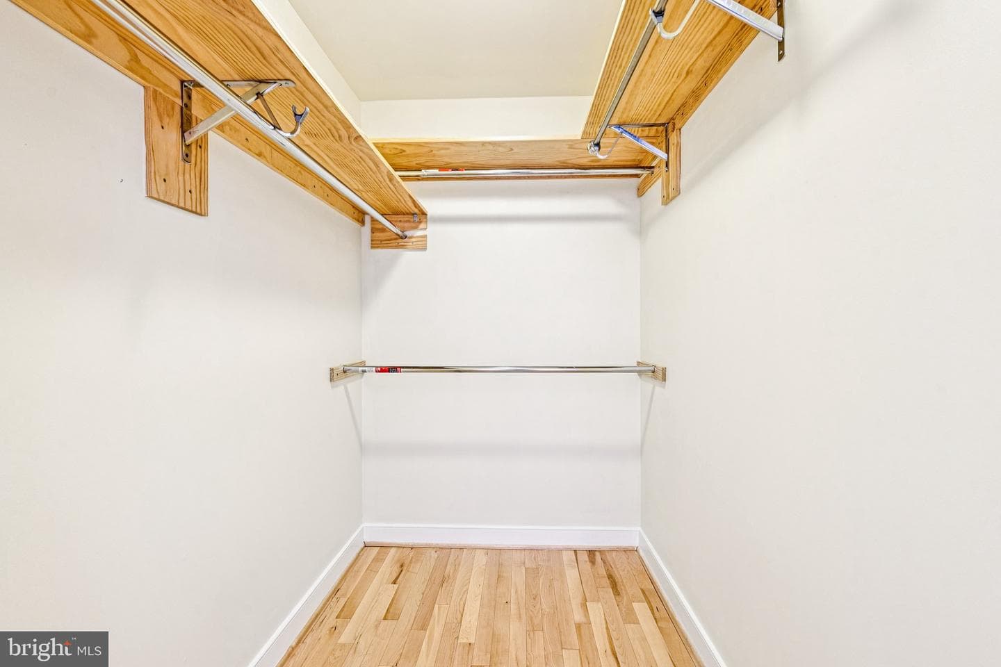 820 N Pollard Street #801 photo 32