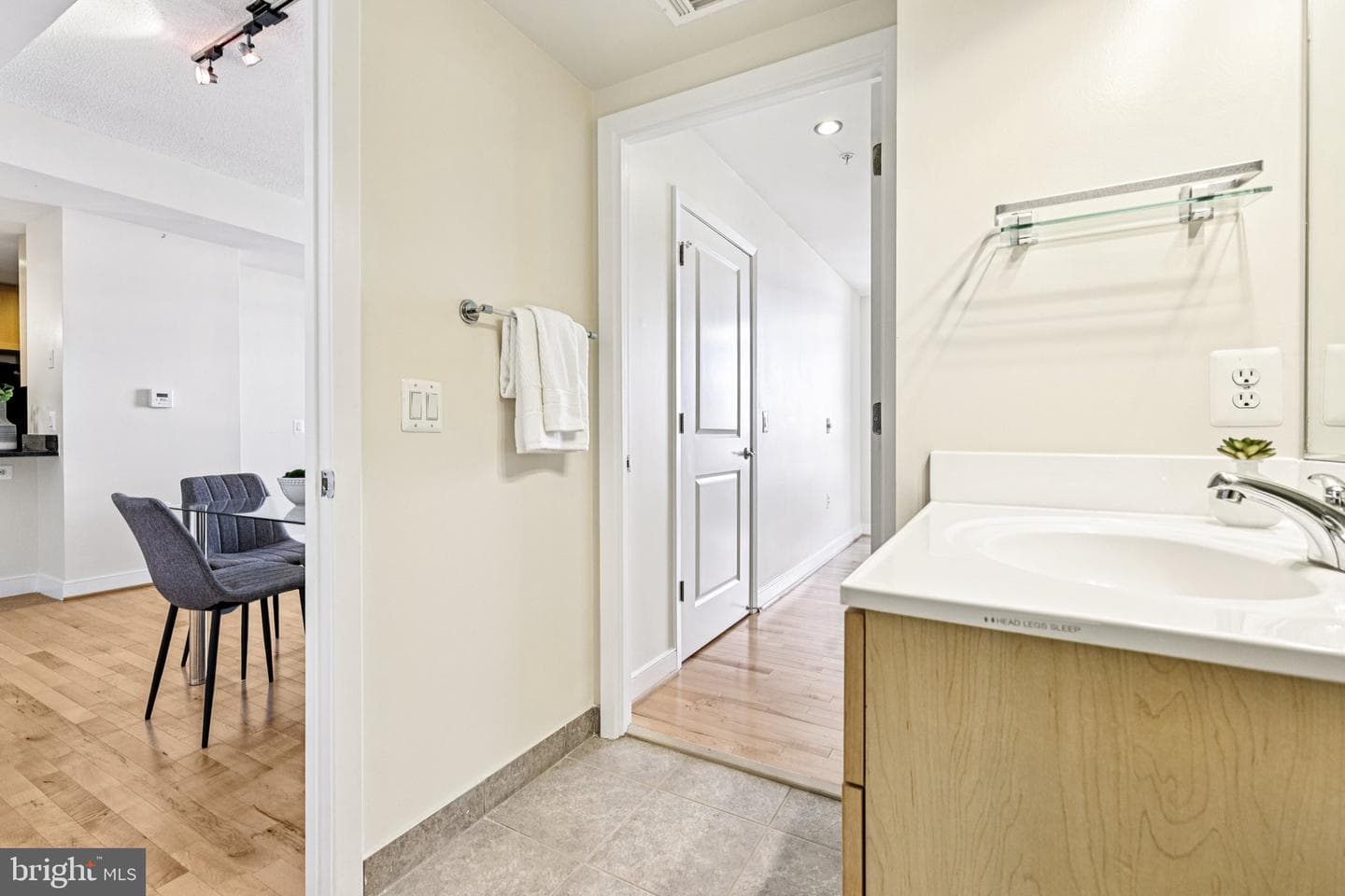 820 N Pollard Street #801 photo 39