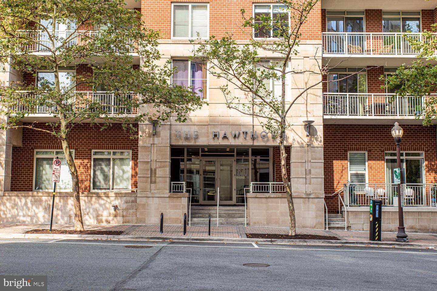 820 N Pollard Street #801 photo 63