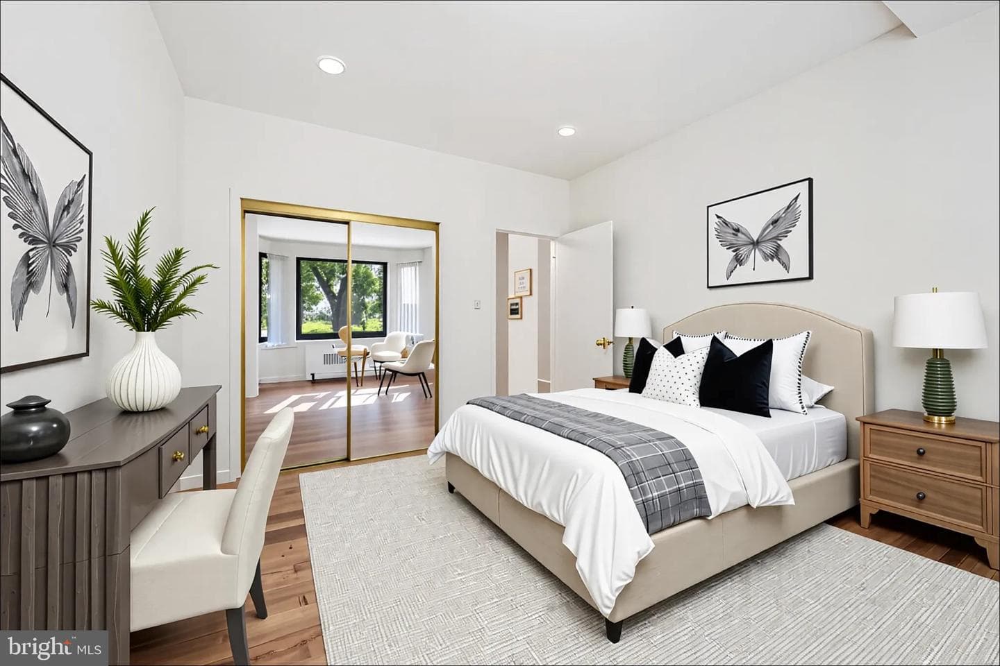 1021 Arlington Boulevard #240 photo 4