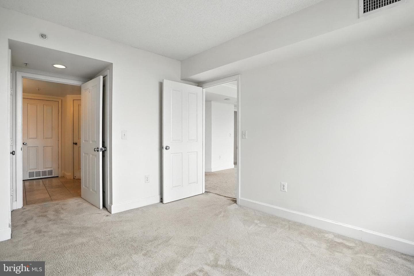 1205 Garfield Street #808 photo 18