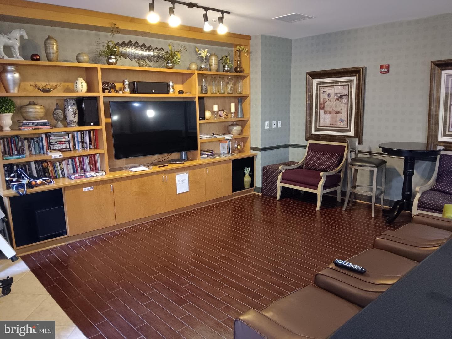 1205 Garfield Street #808 photo 24
