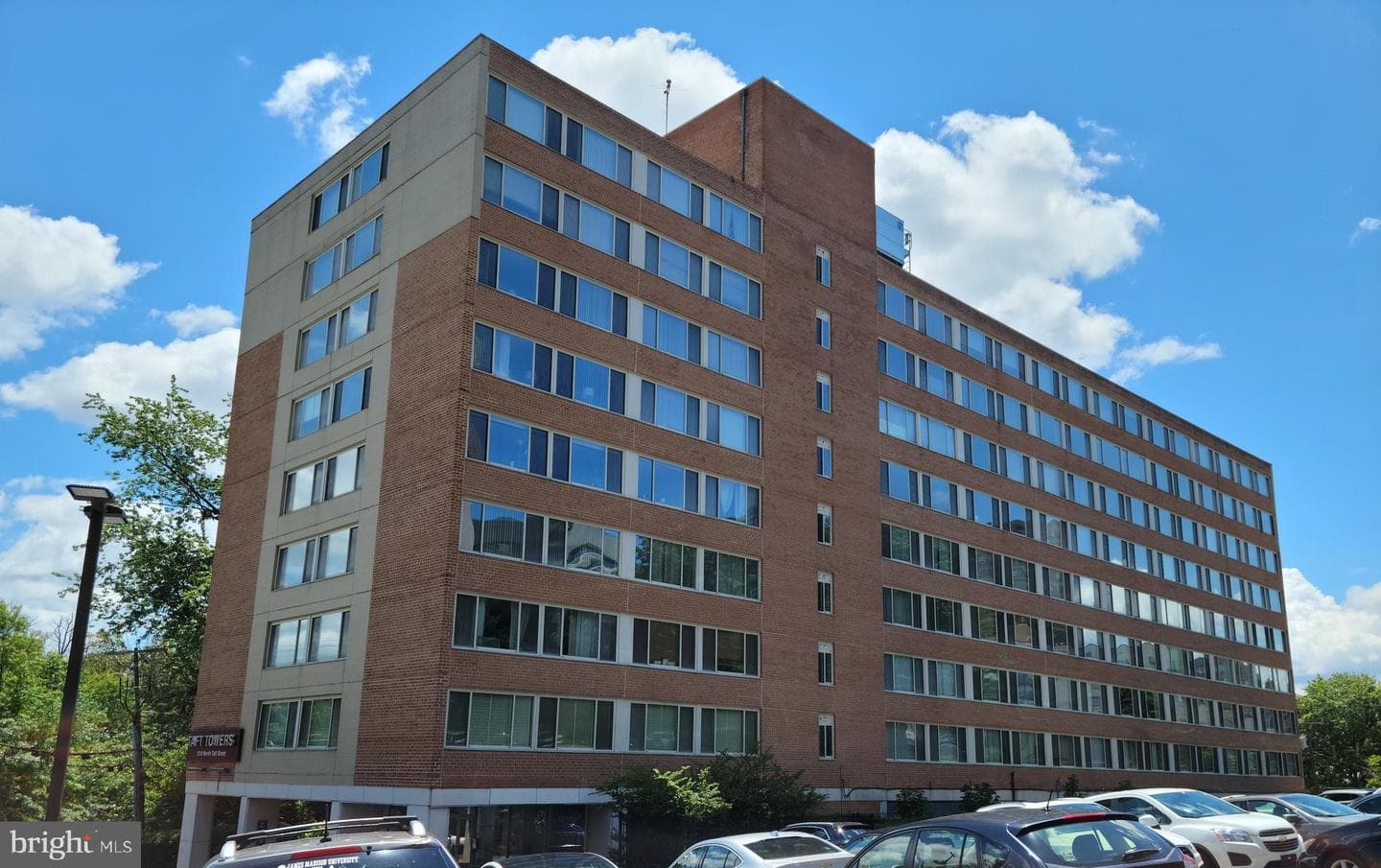1210 N Taft Street #710, Arlington