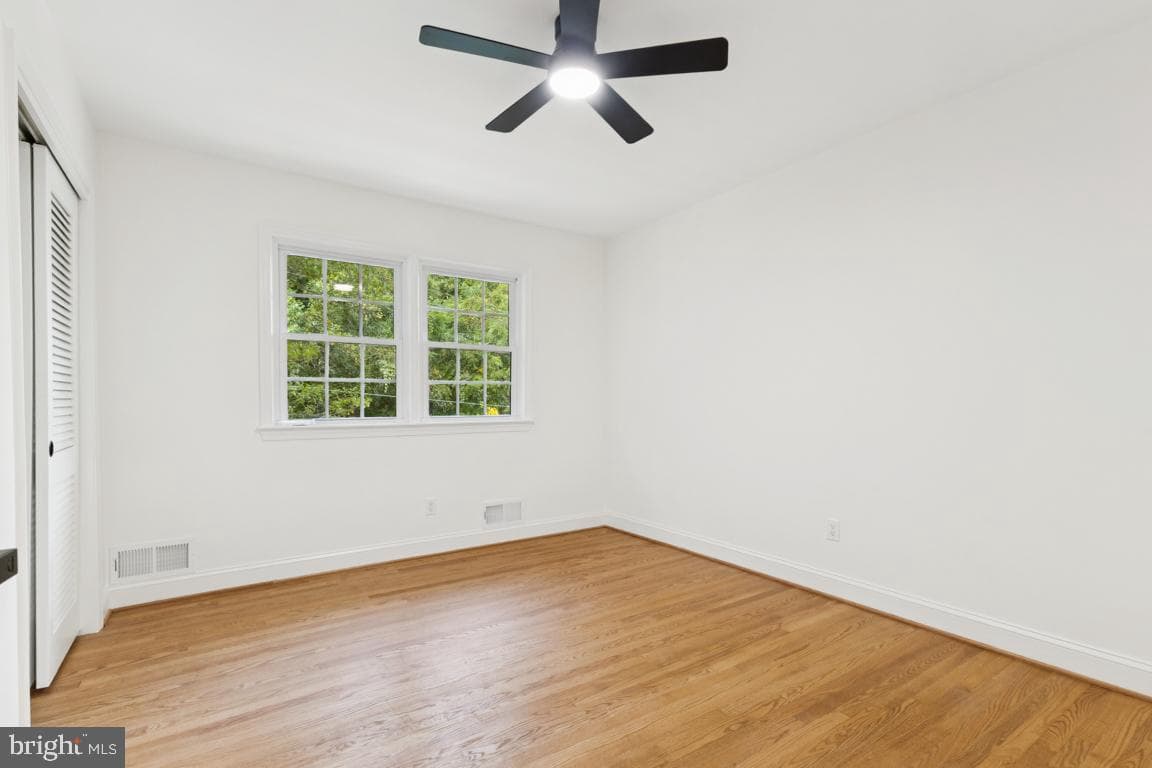 3209 Military Road photo 20
