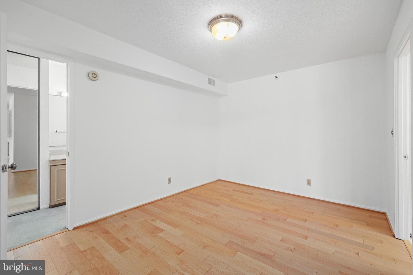 1600 N Oak Street #1233 photo 13