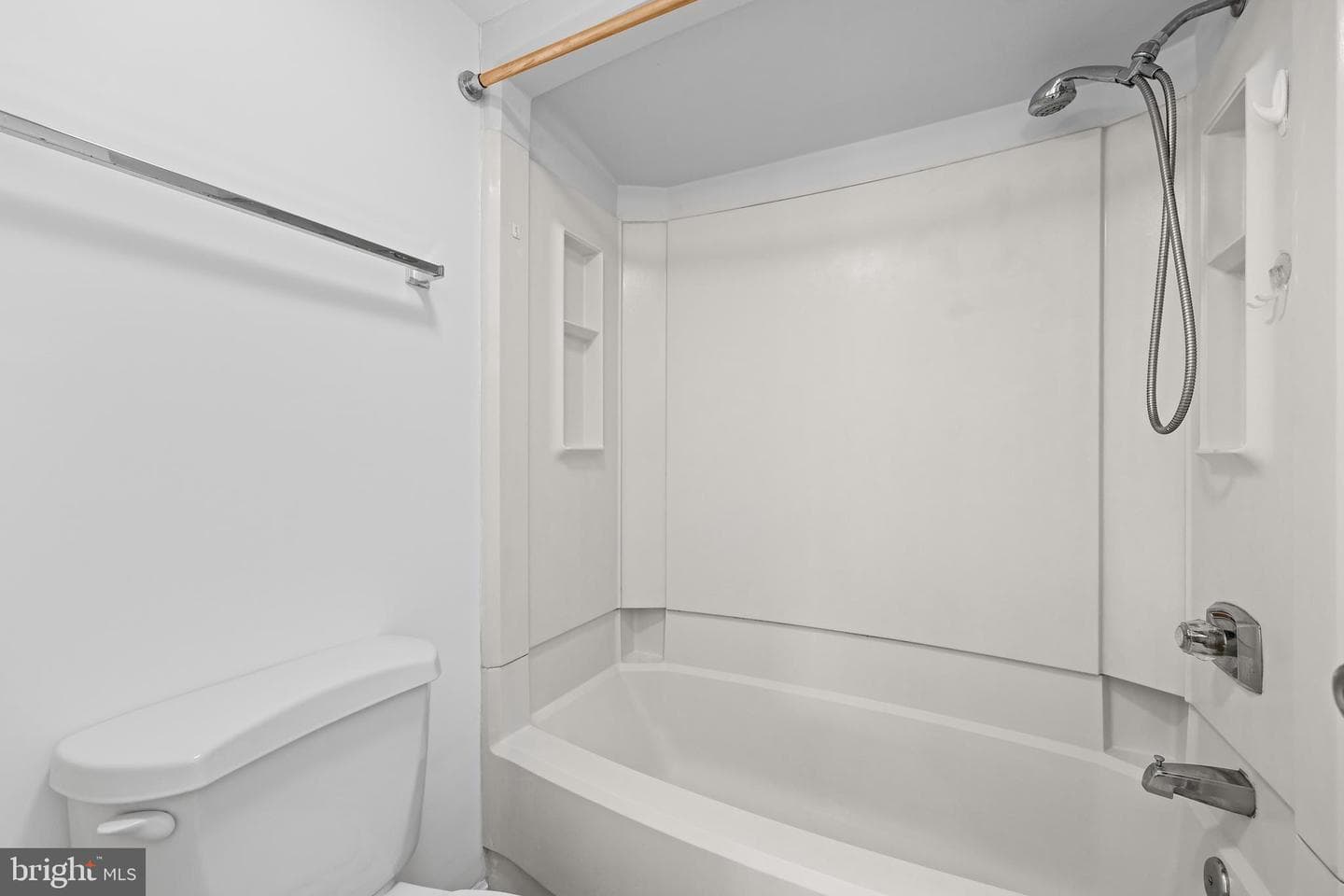 1600 N Oak Street #1233 photo 23