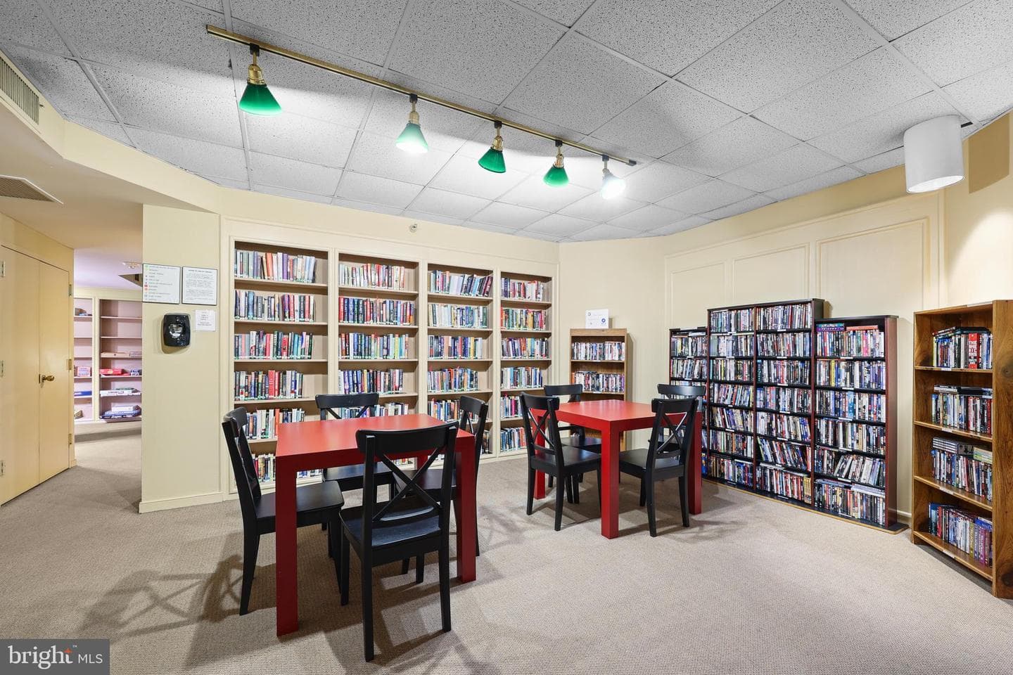 1600 N Oak Street #1233 photo 30