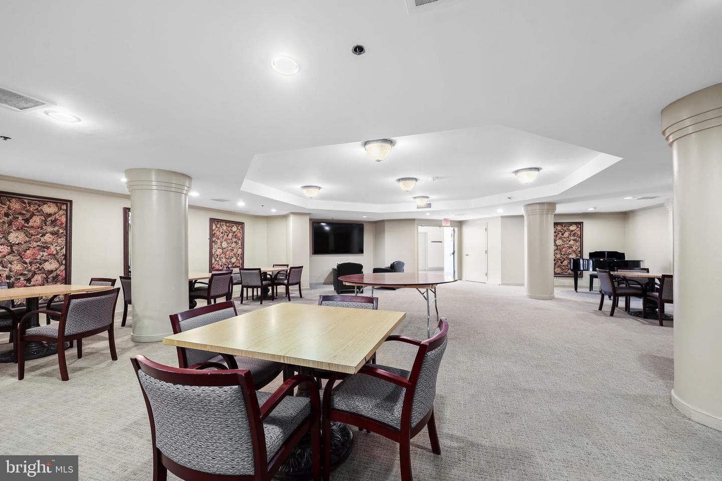 1600 N Oak Street #1233 photo 6