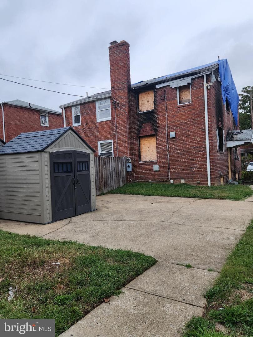 2448 S Monroe Street photo 13