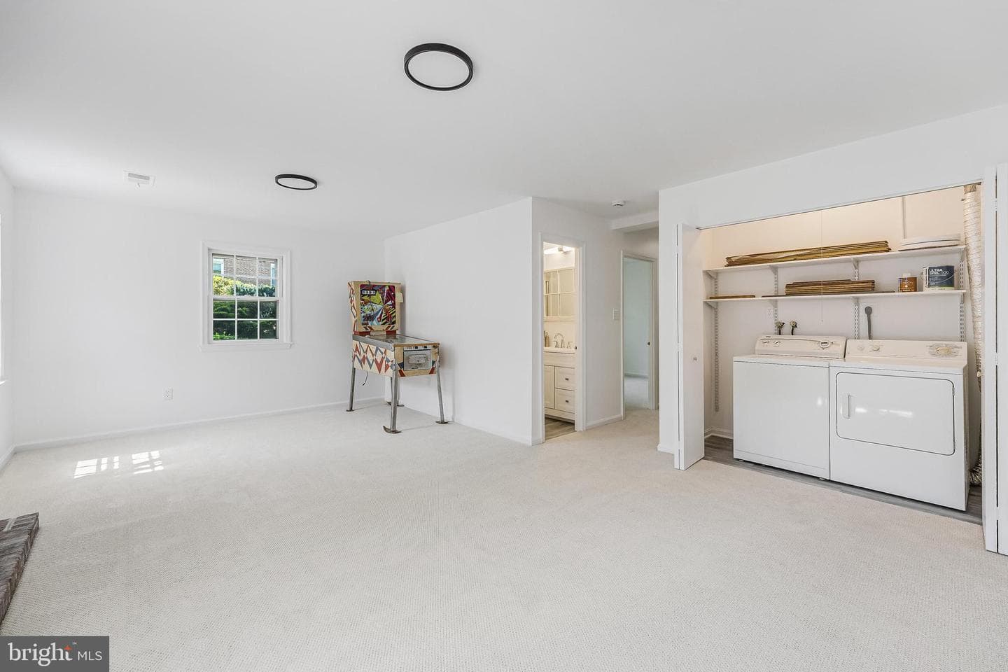 2111 N Lincoln Street photo 29