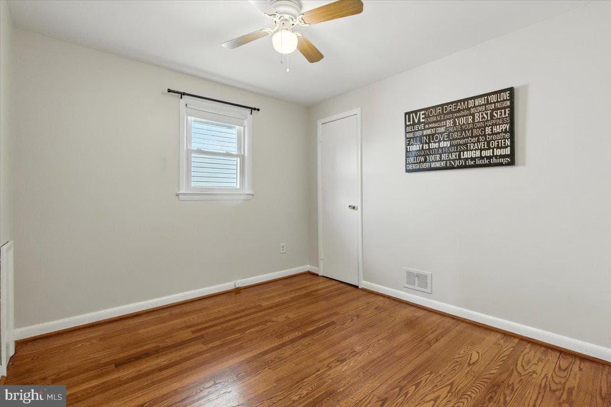 2012 S Lincoln Street photo 16