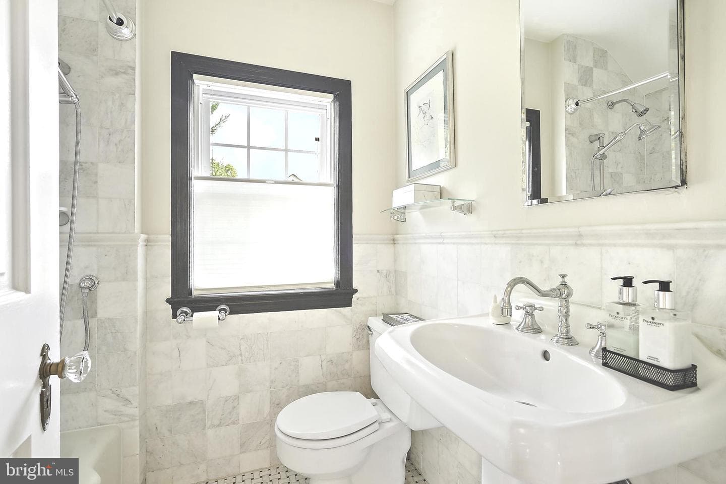 226 N Edison Street photo 21