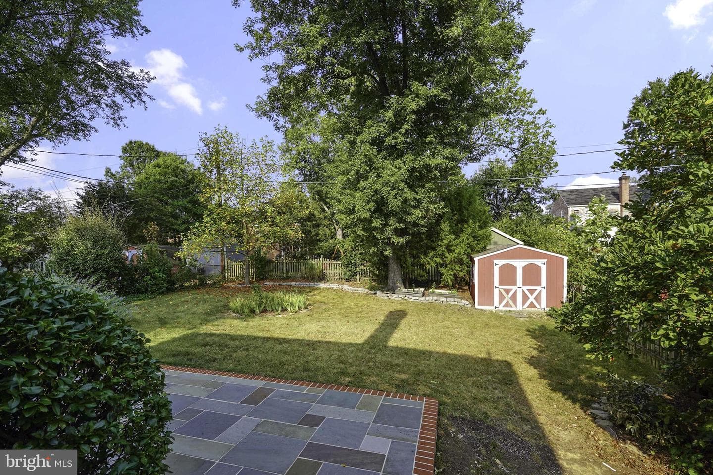 226 N Edison Street photo 3