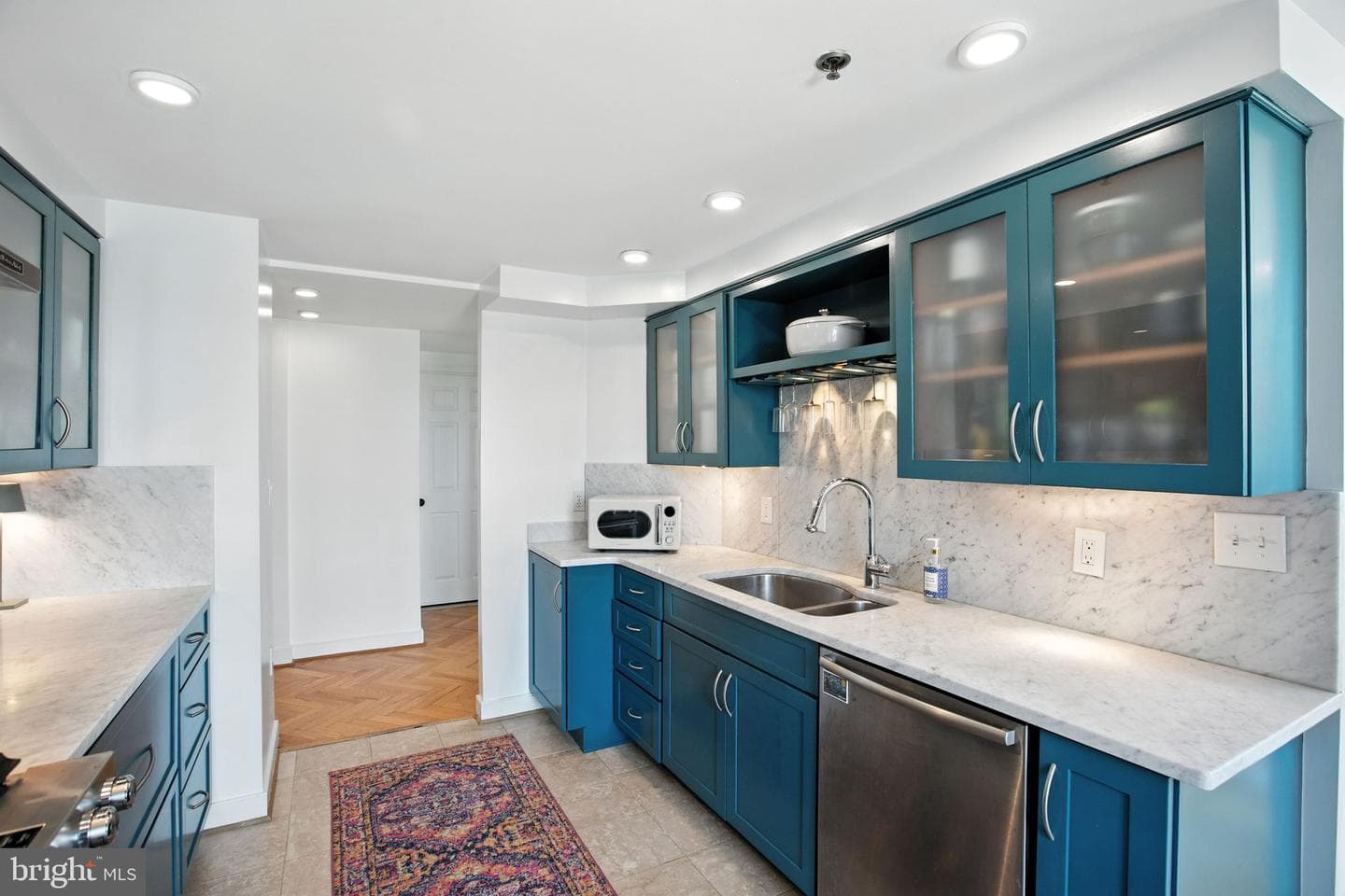 1050 N Taylor Street #1-709 photo 8