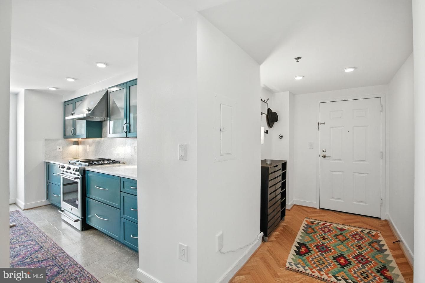 1050 N Taylor Street #1-709 photo 9