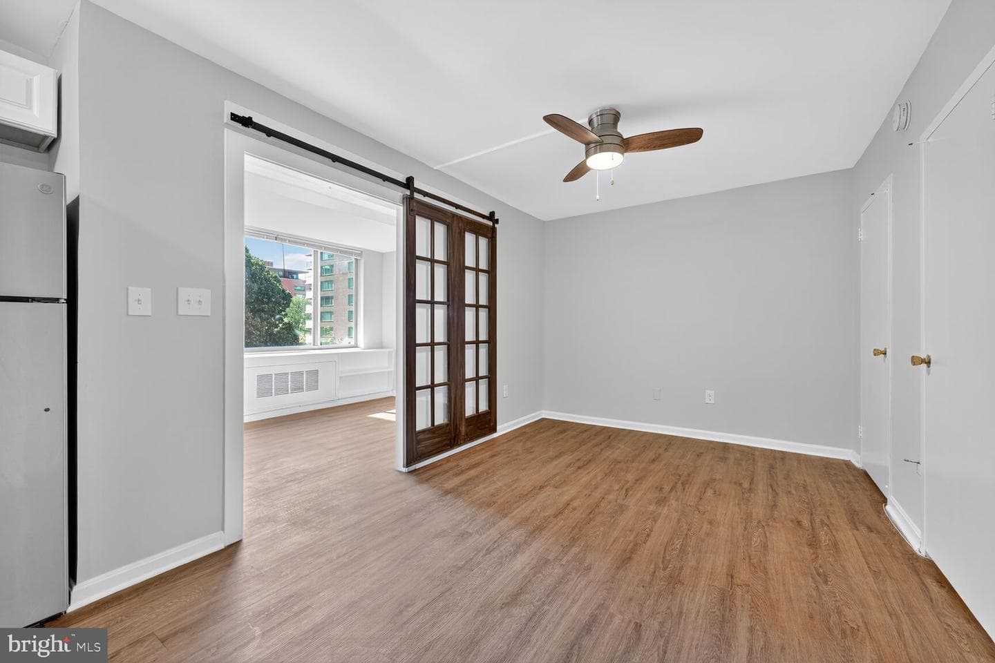 1121 Arlington Boulevard #548 photo 4