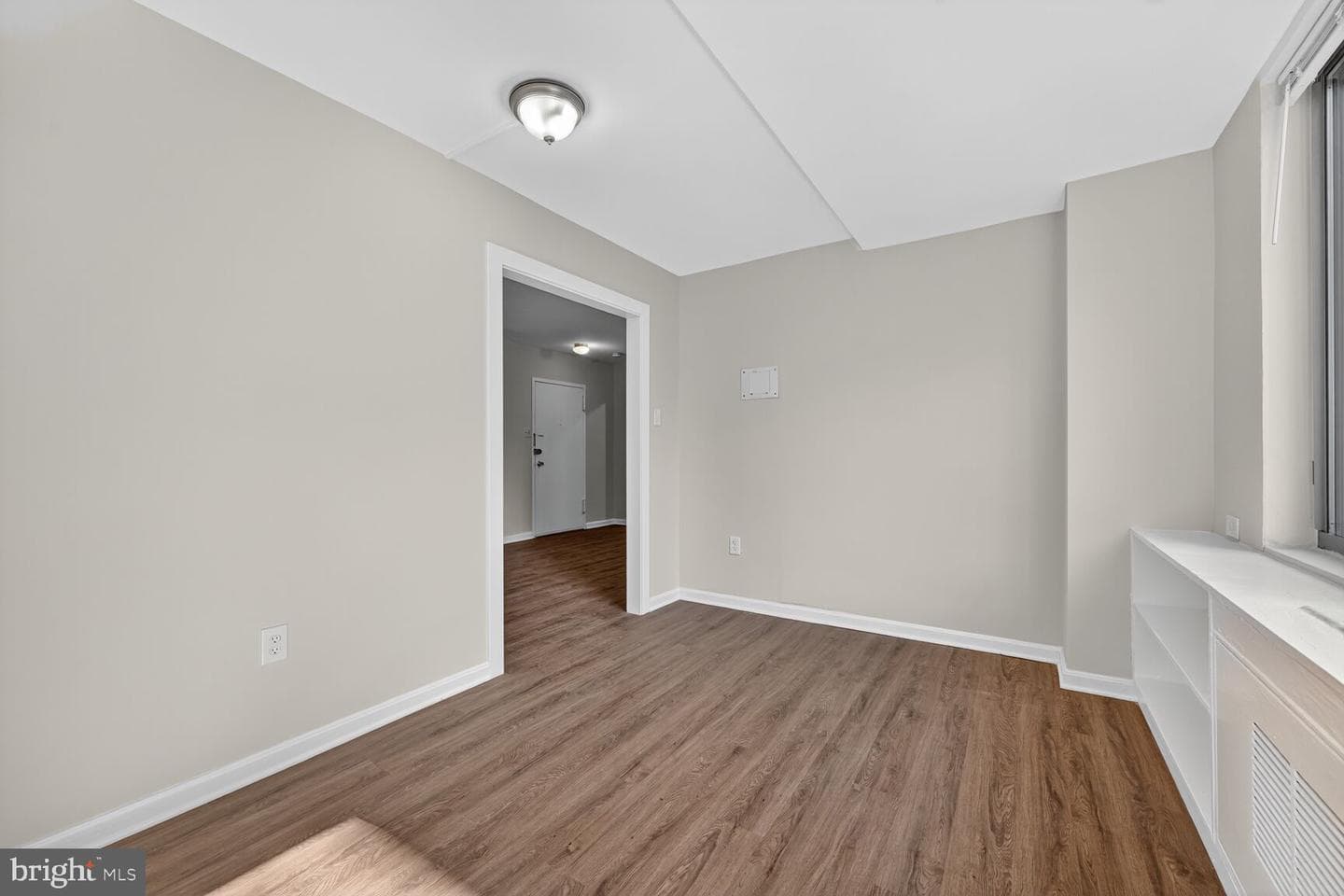 1121 Arlington Boulevard #548 photo 6