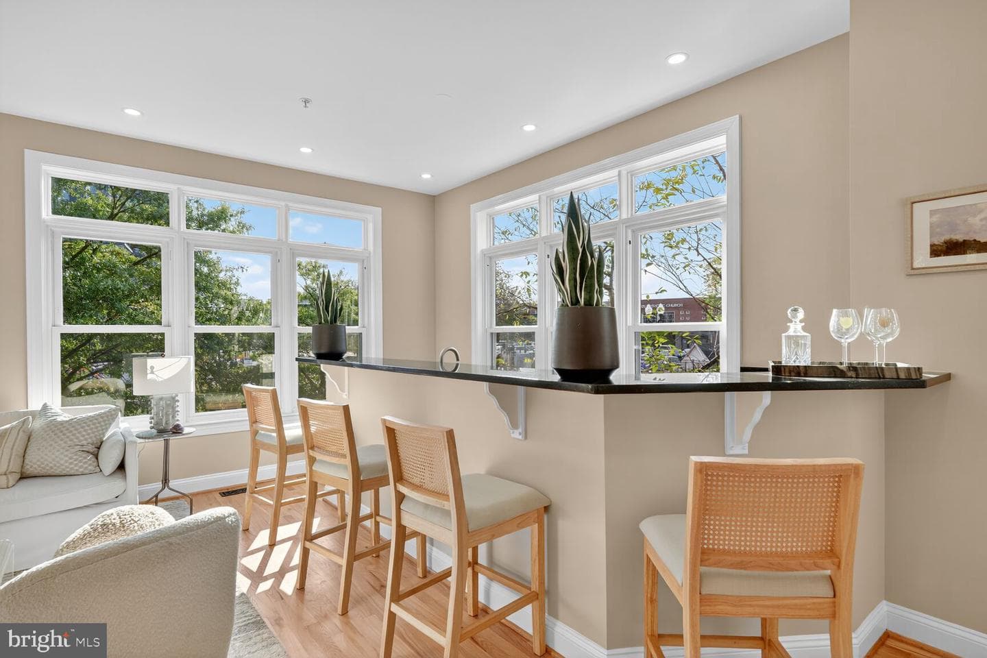 3301 Washington Boulevard photo 12