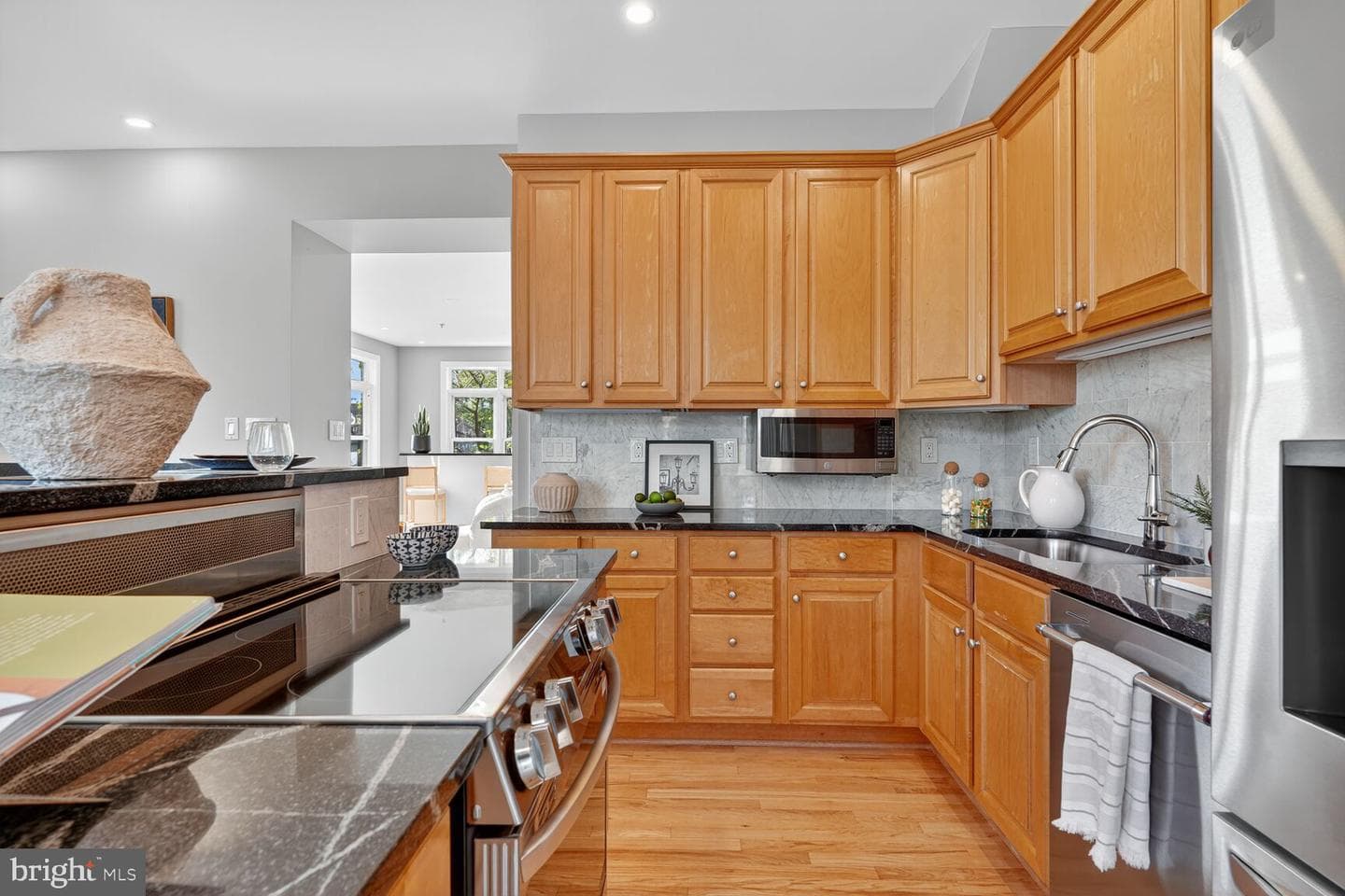 3301 Washington Boulevard photo 18