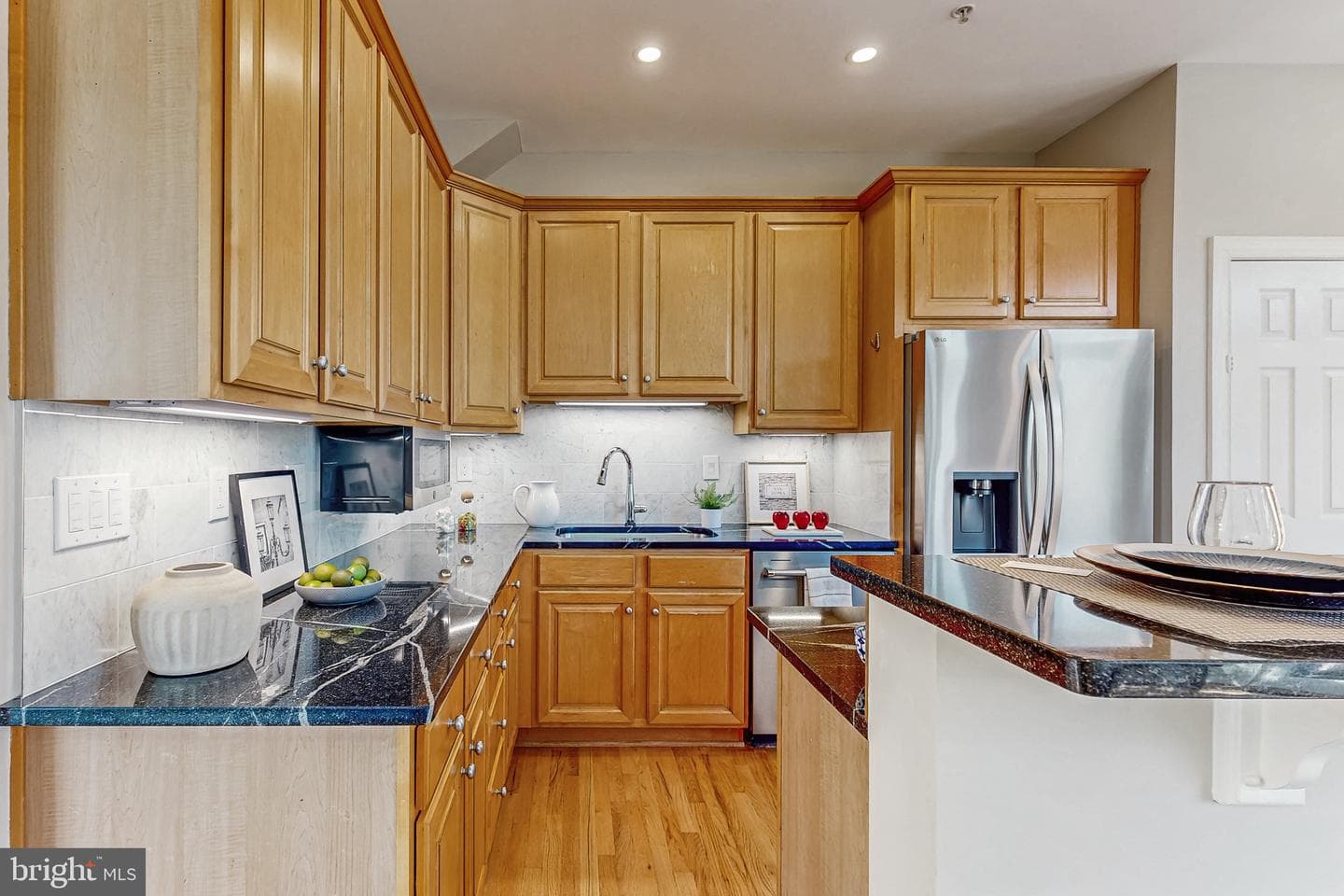 3301 Washington Boulevard photo 19