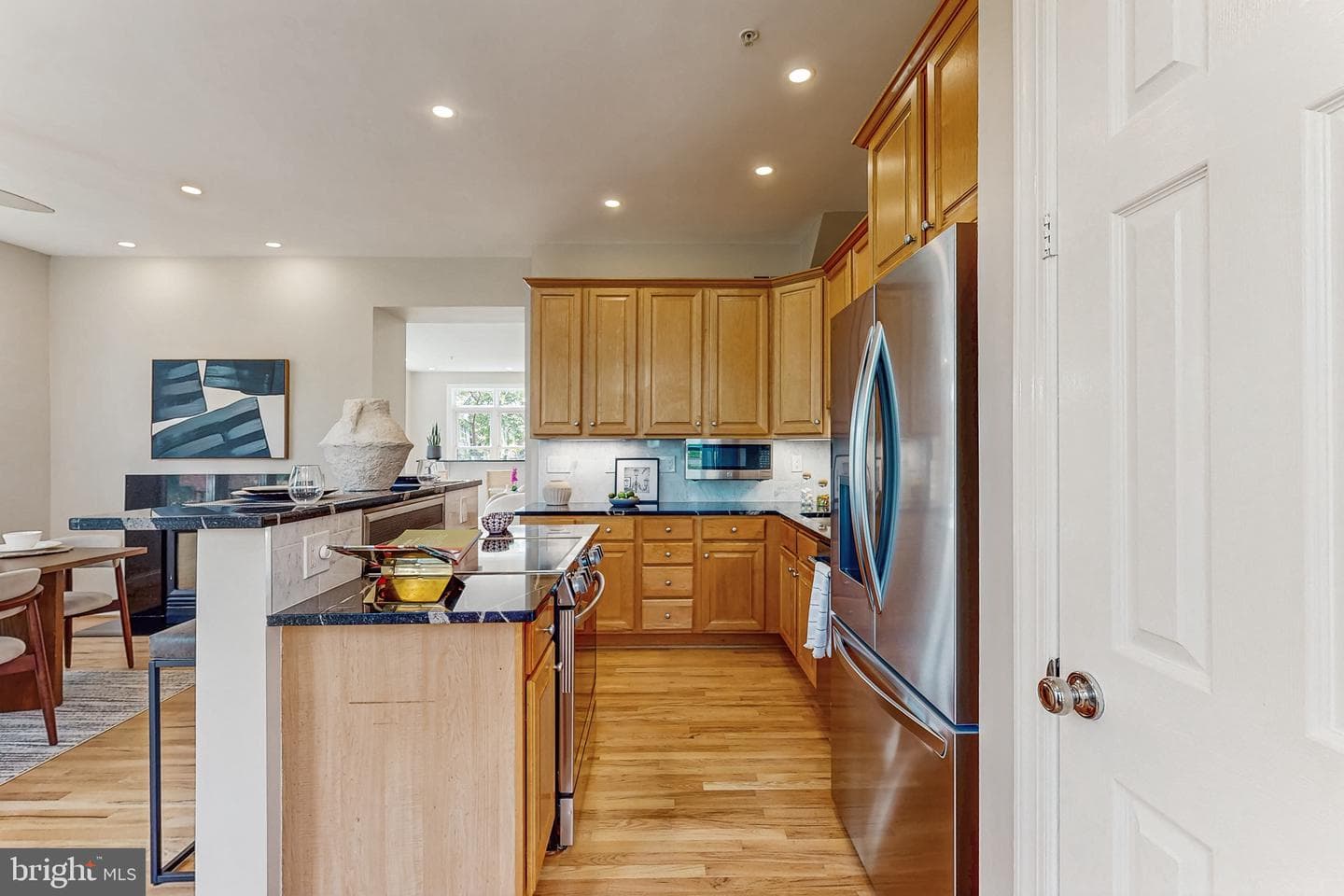 3301 Washington Boulevard photo 20
