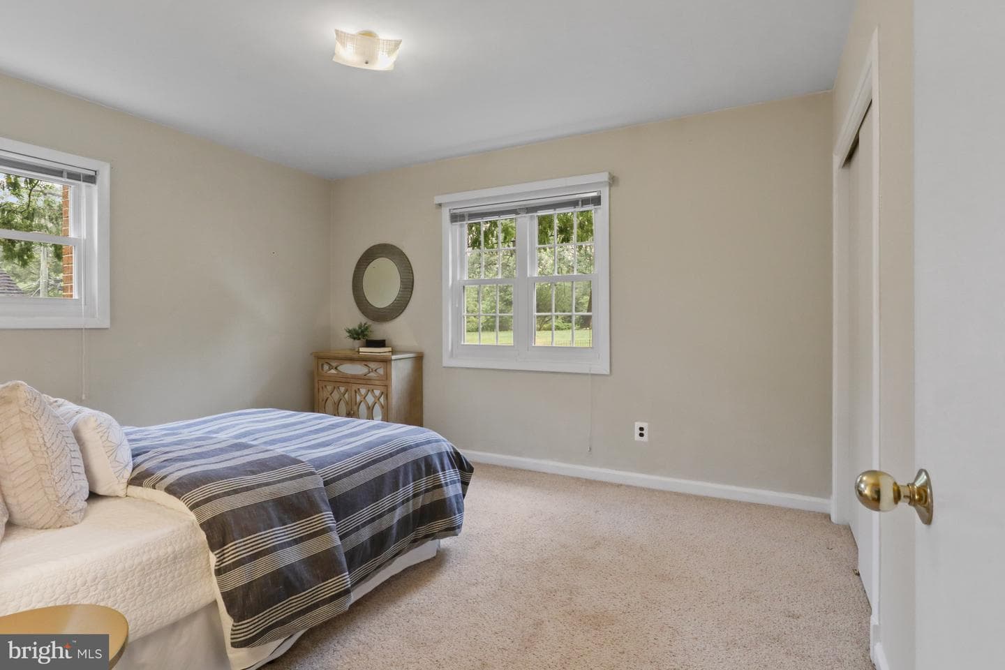 2822 N Harrison Street photo 16