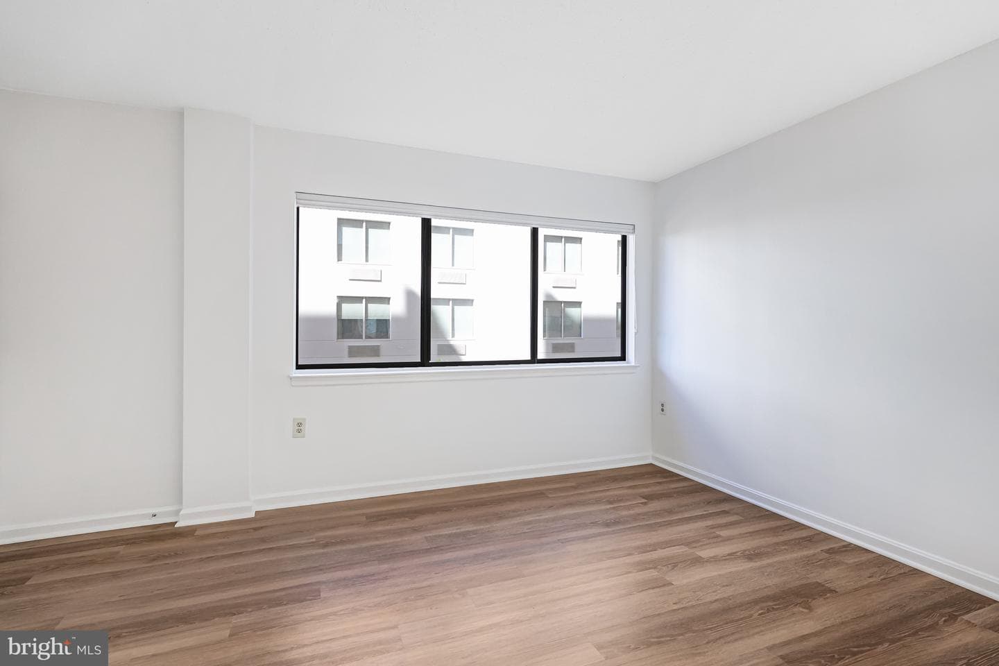 1301 N Courthouse Road #705 photo 10