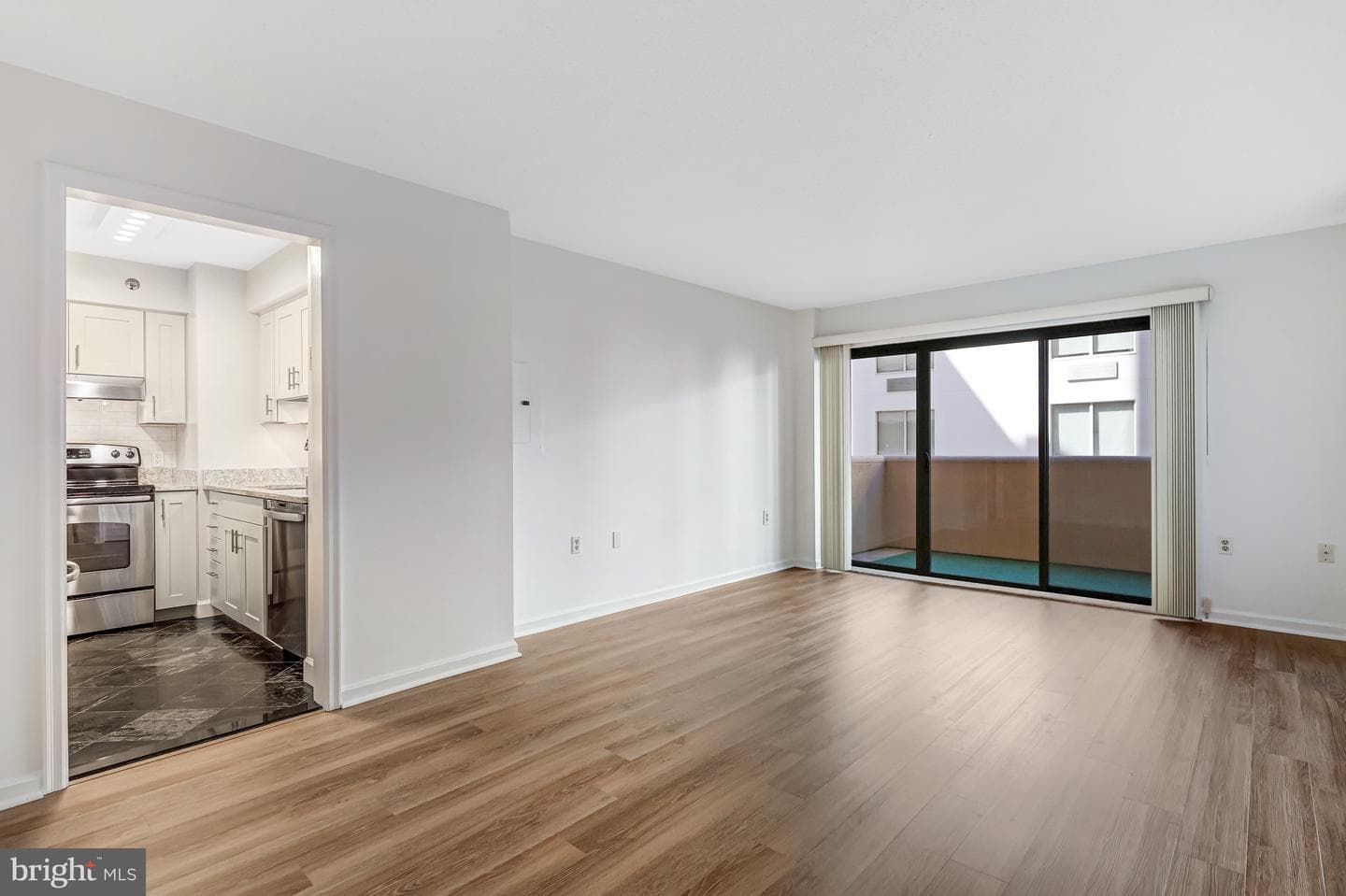 1301 N Courthouse Road #705 photo 16