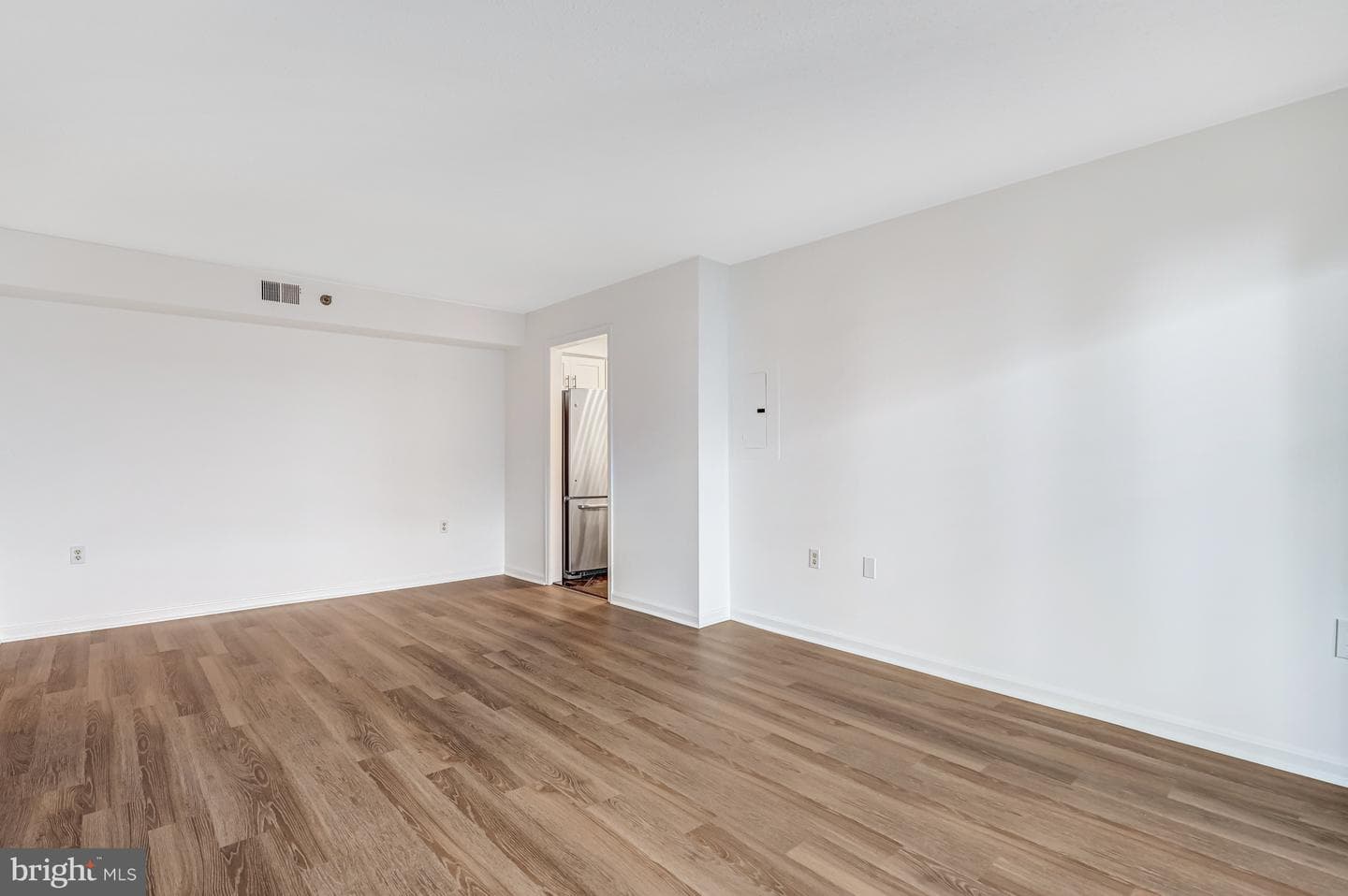 1301 N Courthouse Road #705 photo 17