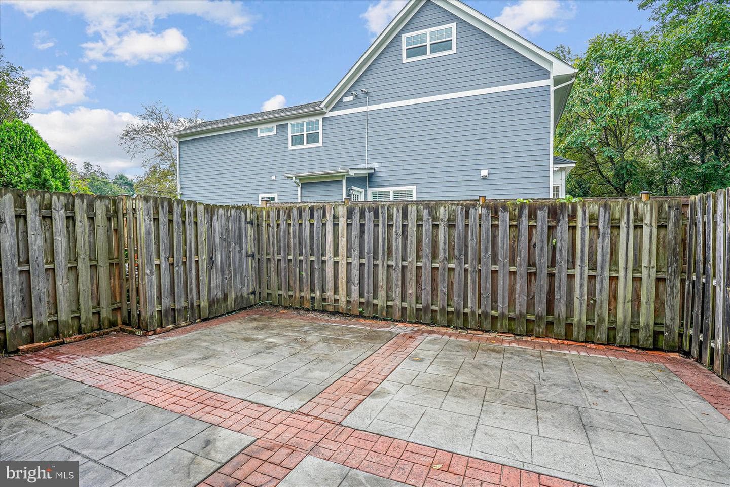 24 S Abingdon Street photo 48